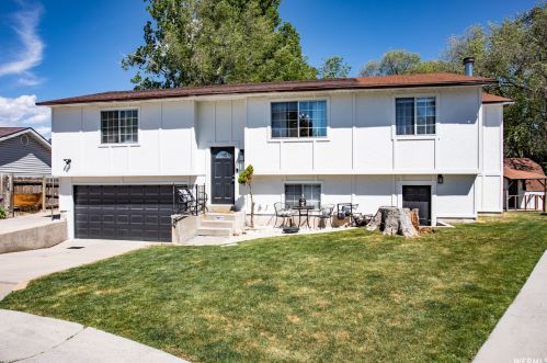 7987 2760, Taylorsville, UT 84088-4652