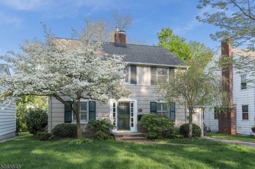 21 Newell Dr, Bloomfield, NJ 07003-3023