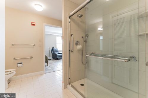 2304 Windrow Dr, Princeton NJ 08540-5020 exterior