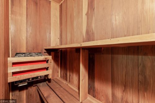 789 Heather Dr, Saint Paul MN  55126-3117 exterior