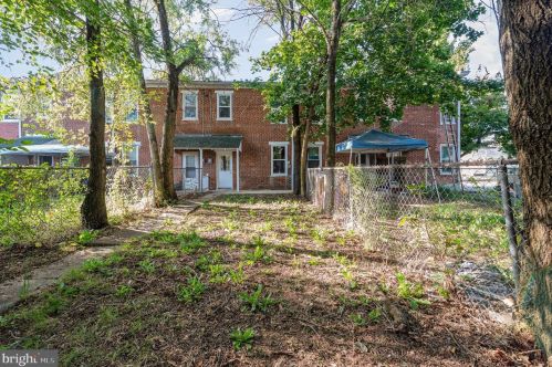 451 Penn St, Carlisle PA  17013-2235 exterior