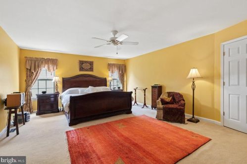 13 Colts Run Rd, Princeton NJ  08540-8593 exterior