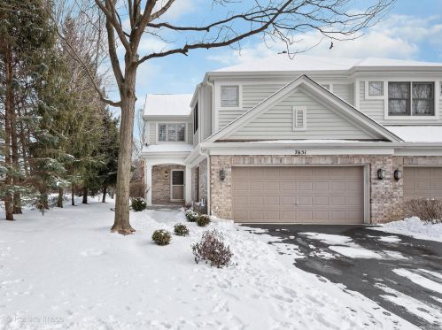 7651 Park View Ct, Burr Ridge, IL 60525