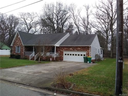1011 Smithfield Ave, Hopewell VA  23860-5420 exterior