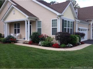 94 Sycamore Dr, Waterbury, CT 06712-1493