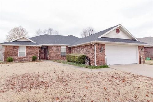 4192 Brighten Ave, Springdale, AR 72762-0435