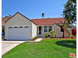 7900 Kittyhawk Ave, Los Angeles, CA 90045-3108