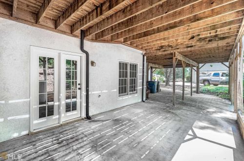 701 Deerwood Dr, Stockbridge GA  30281-6321 exterior