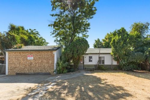 5618 Bella Dr, Riverside, CA 92509-2111