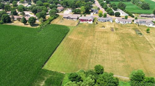 336 Fox Lake Ave, Sherburn, MN 56171-9604