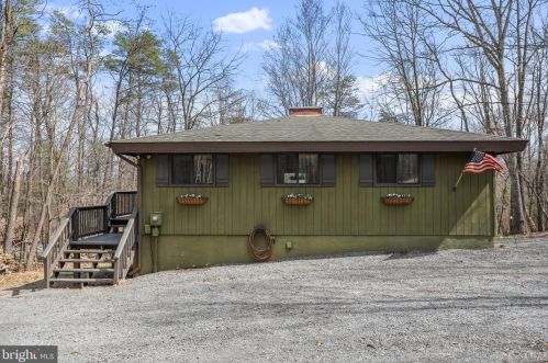 208 Pathfinder Ln, Hedgesville WV  25427-6160 exterior