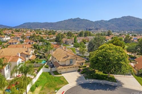 32167 Corte Eldorado, Temecula, CA 92592-1035