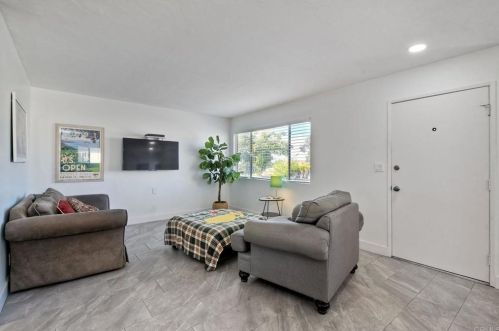 3547 Mira Pacific Dr, Oceanside CA  92056-3933 exterior