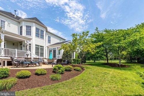 15747 Spyglass Hill Loop, Gainesville VA  20155-3239 exterior