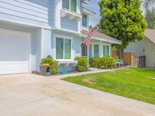 30695 Feather Ct, Temecula, CA 92591-3855