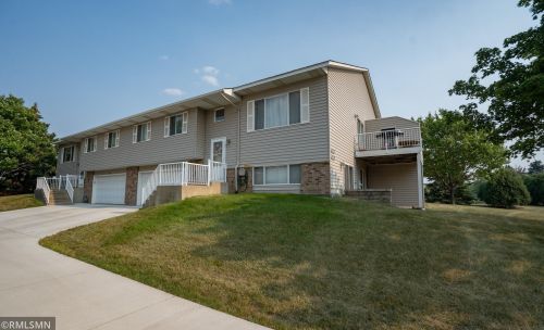 15863 Gooseberry Way, Saint Paul MN  55124-5141 exterior