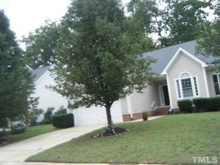 1504 Autumn Ridge Dr, Durham, NC 27712-2681