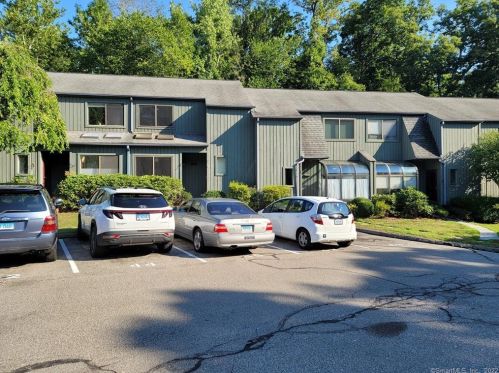 123 Old Belden Hill Rd, Norwalk, CT 06850-1359
