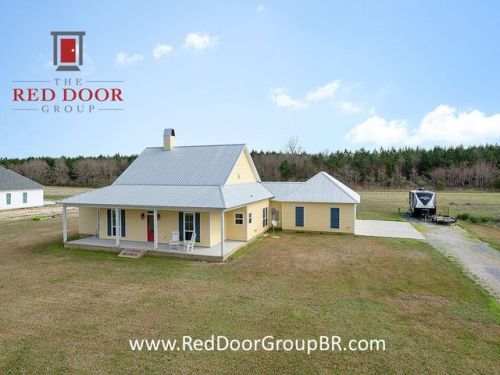 1187 Midway Rd, Slaughter, LA 70777-3010