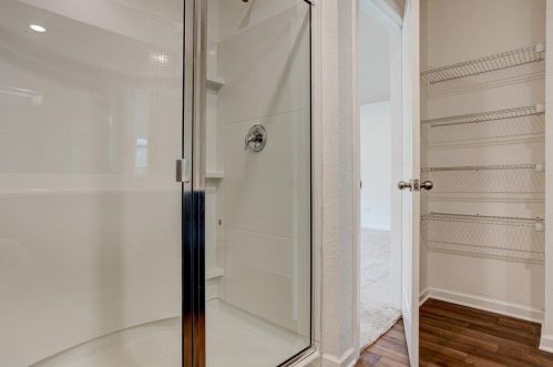 909 Highwood Dr, Atlanta GA  30344-2500 exterior