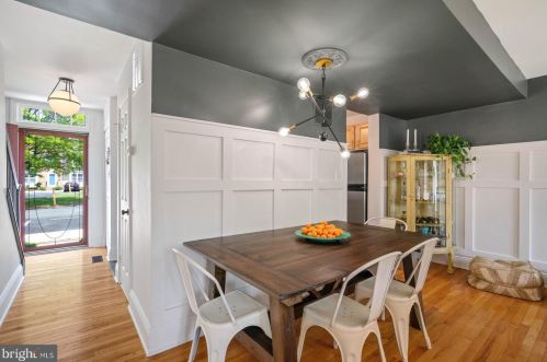 6431 Franconia Ct, Springfield VA  22150-1204 exterior