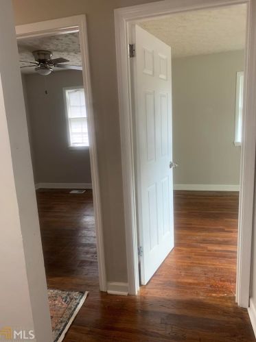 437 Fairlock Ln, Atlanta GA  30331-1519 exterior