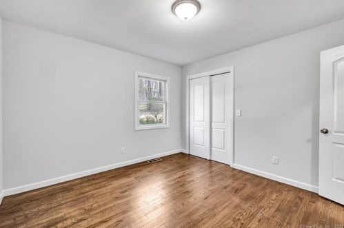 85 Walnut St, Upper Stepney CT  06468-2509 exterior
