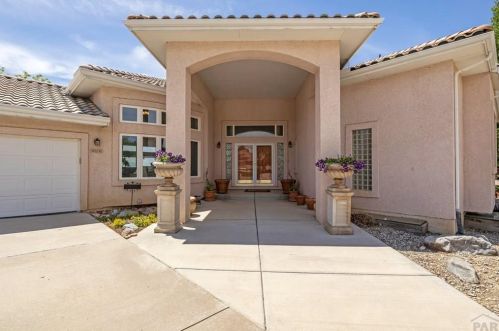 4206 St Andrews Dr, Pueblo, CO 81001-1168