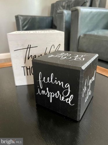 15 Meadow View Dr, Lost City WV 26810-8523 exterior