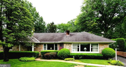 1712 Wheatland Ave, Lancaster, PA 17603-4520