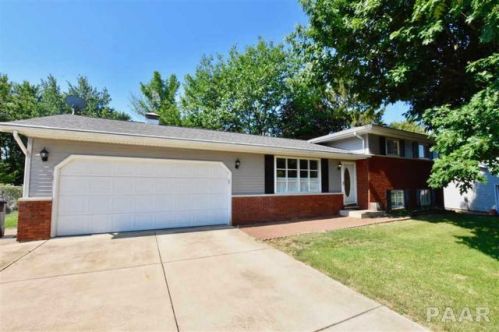 109 Smiley Ct, Beverly Manor, IL 61571-1034