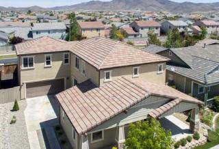 1741 Emerald Bay Dr, Reno NV  89521-4121 exterior