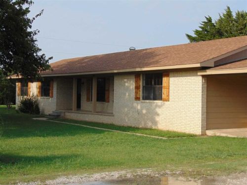10887 Allen Rd, Marietta, OK 73448-1919