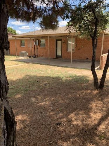 3215 Drexel Ave, Big Spring TX 79720-3512 exterior