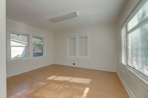 811 Maple St, Glendale CA  91205-1826 exterior