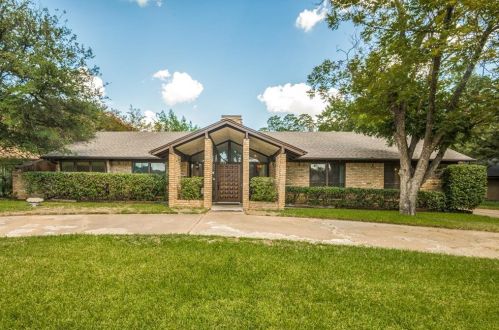 1714 Timbers Dr, Irving, TX 75061-2241