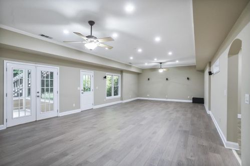 710 Lake Summit Dr, Atlanta GA  30342-1919 exterior