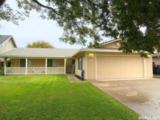 2121 Bridgewood Way, Modesto, CA 95355-1404