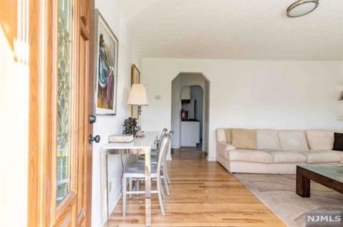 396 Van Bussum Ave, Outwater, NJ 07026-2420
