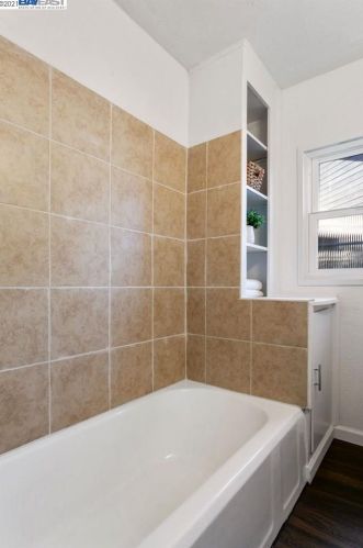 1570 Plz Dr, San Leandro CA 94578-1968 exterior