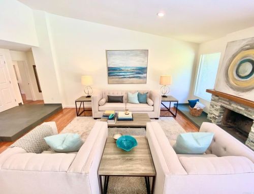 1739 Woodbine Pl, Oceanside, CA 92054-5649