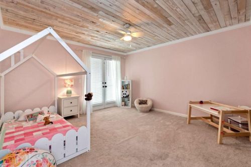 302 Brandywine Cir, Atlanta GA  30350-2002 exterior