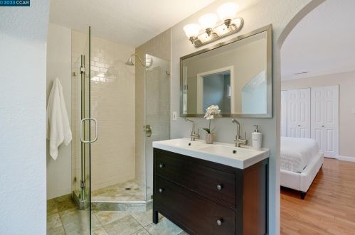 196 Hazel Dr, Concord CA  94523-2916 exterior