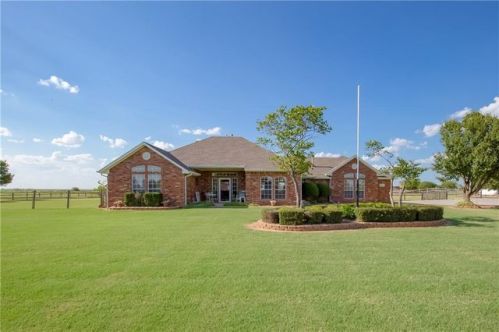 6107 Chisholm Ln, Piedmont, OK 73078-9272