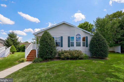 117 Summers Dr, Lancaster, PA 17601-5860