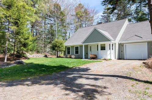 9 Under Par Dr, Phippsburg, ME 04562-5052