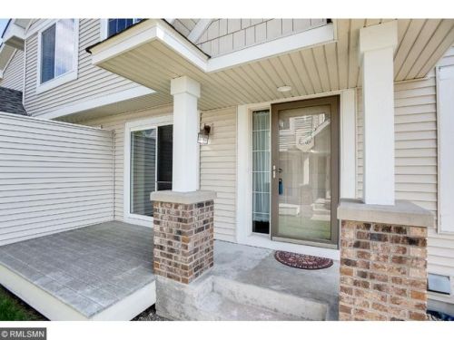 1627 County Rd D, Saint Paul MN  55109-5302 exterior