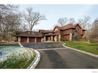 93 Graenest Ridge Rd, Wilton CT  06897-2929 exterior