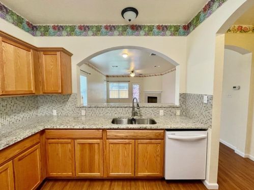 9408 Brents Elm Dr, Austin TX  78744-7951 exterior