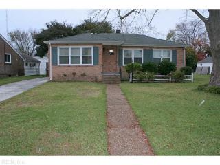 1519 Denton Dr, Hampton, VA 23664-1042